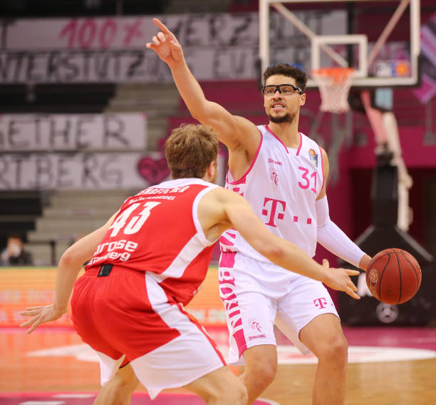 艰难取胜不 艰难取胜不