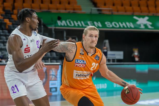 会再陷入 会再陷入